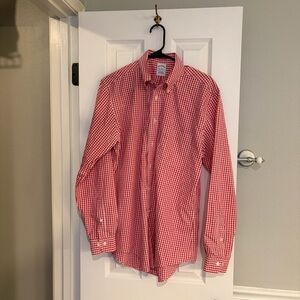 Brooks Brothers Supima Cotton Gingham Shirt Red White Medium